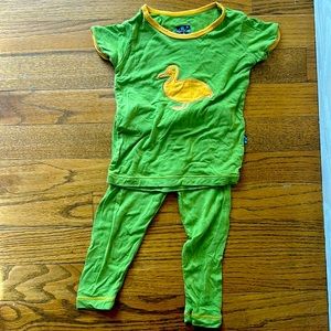 Kickee Pants 2 piece size 12-18 months.